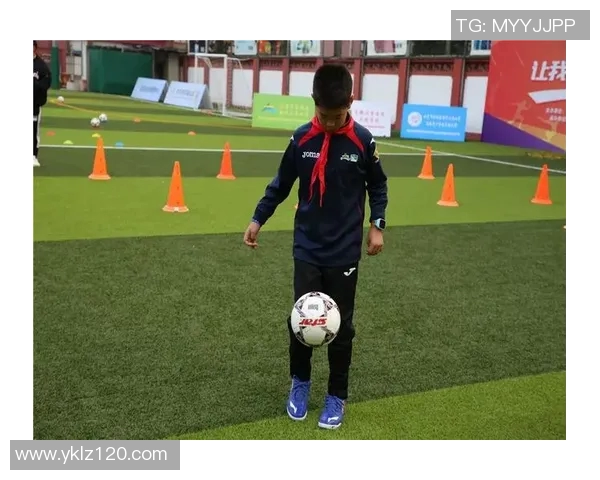 赛后分析:北京足球队与重庆足球队的比赛节奏与战术对比探讨